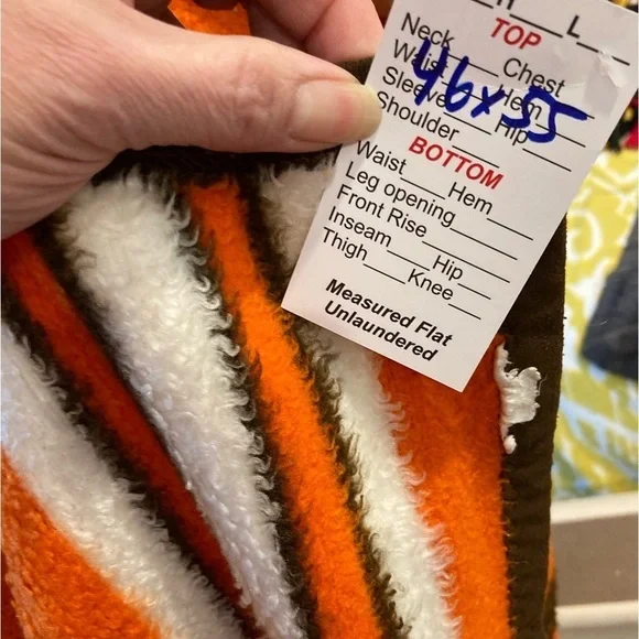 Vintage 1970’s Cleveland Browns throw blanket. Reversible. 46 x 55  152 - Picture 2 of 2